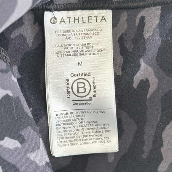 ATHLETA Salutation Stash Pocket Printed 7/8 Tights Leggings Size Medium - Picture 13 of 13